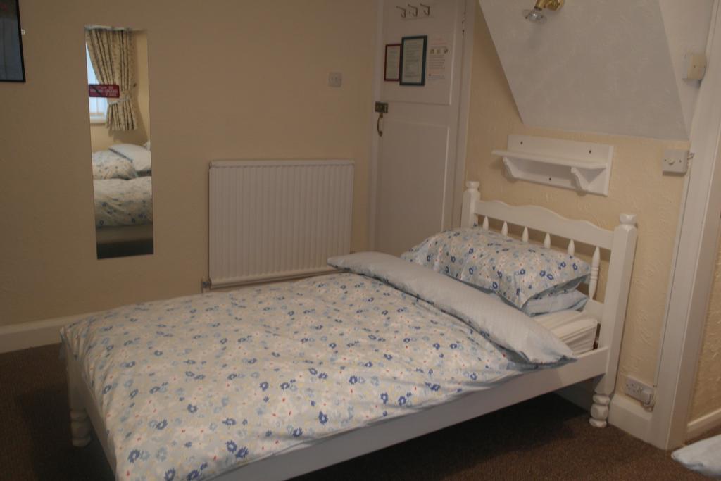 Monravon Guest House Holyhead Zewnętrze zdjęcie