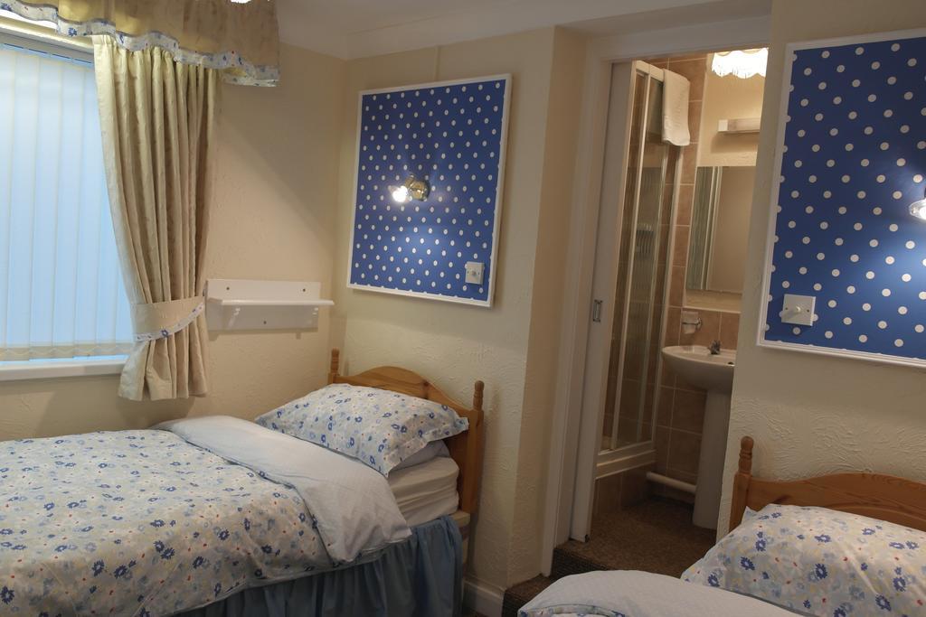 Monravon Guest House Holyhead Zewnętrze zdjęcie